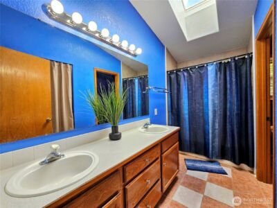 20414 2nd Avenue E, Spanaway, WA 98387 - Photo 17