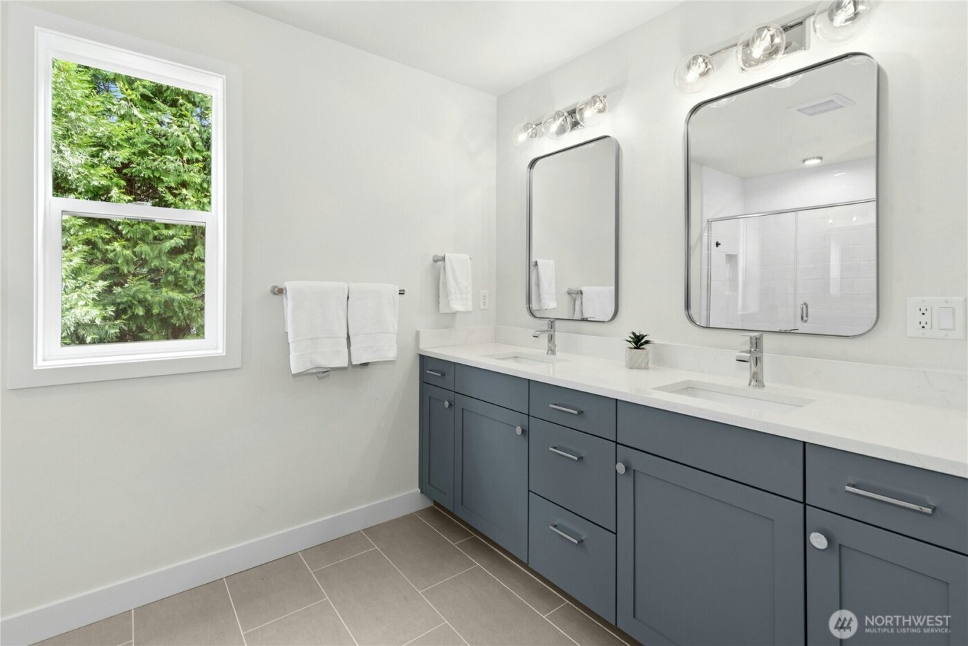 118 171st Place SW #B, Bothell, WA 98012