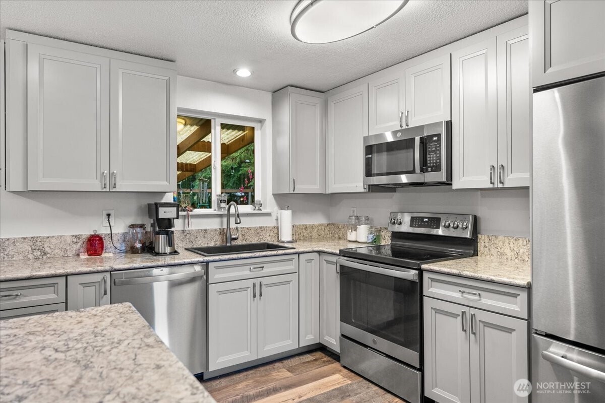 12025 220th Avenue Ct E, Bonney Lake, WA 98391