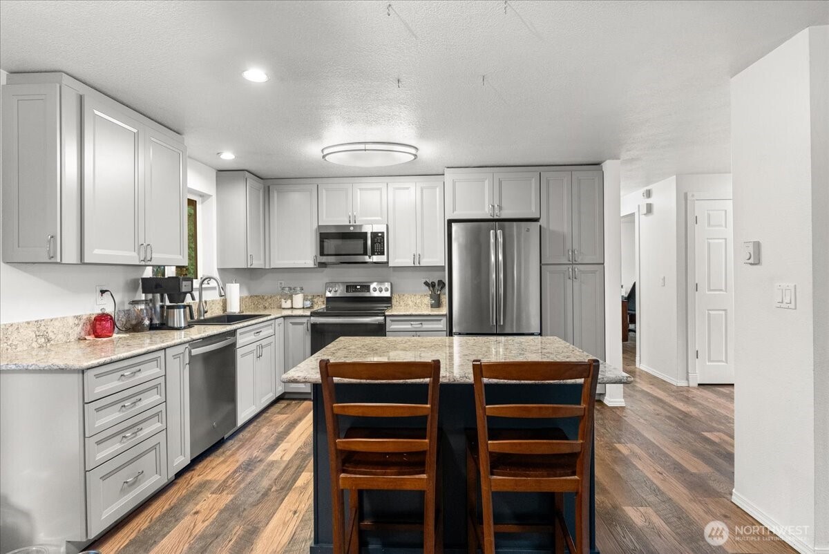 12025 220th Avenue Ct E, Bonney Lake, WA 98391