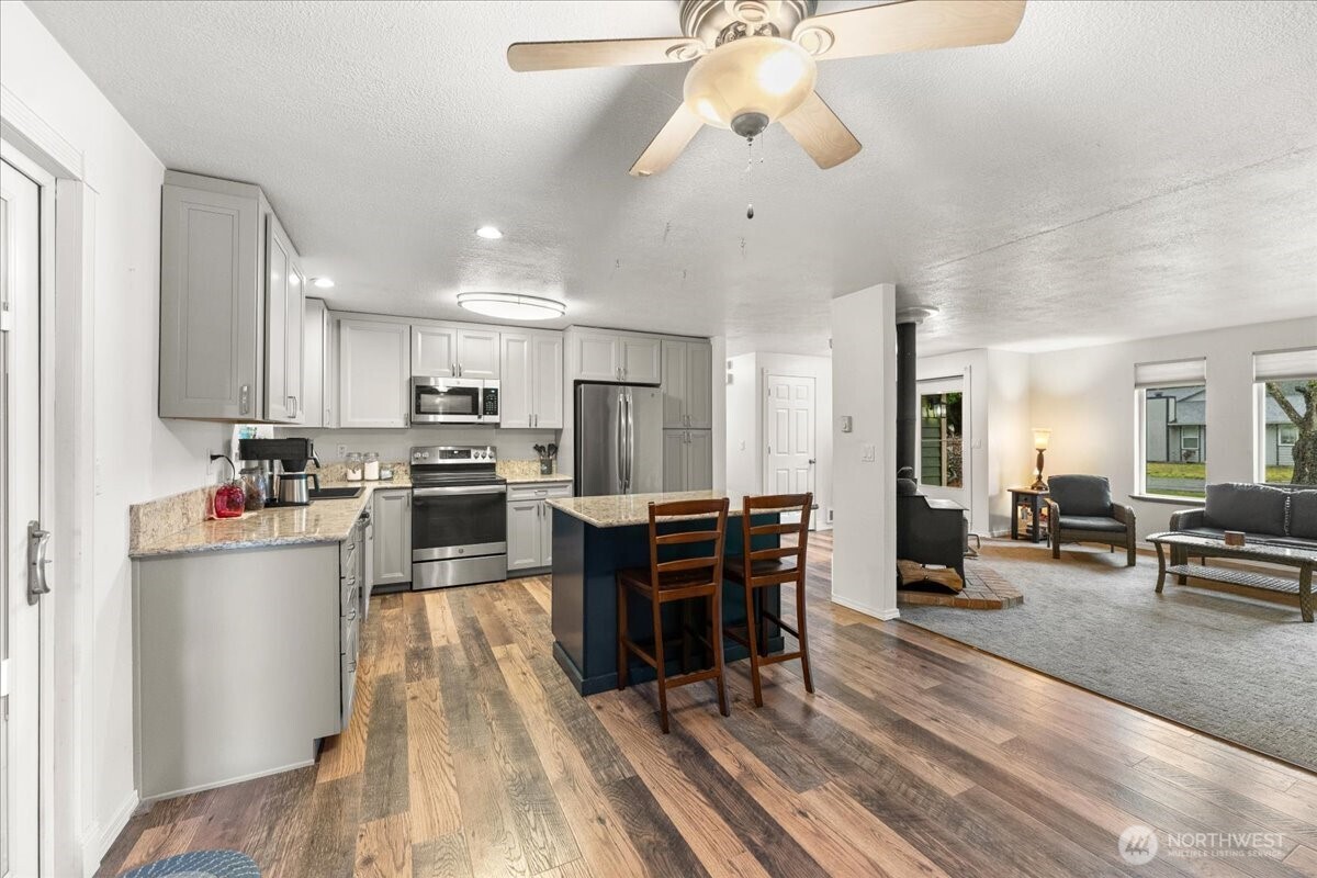 12025 220th Avenue Ct E, Bonney Lake, WA 98391