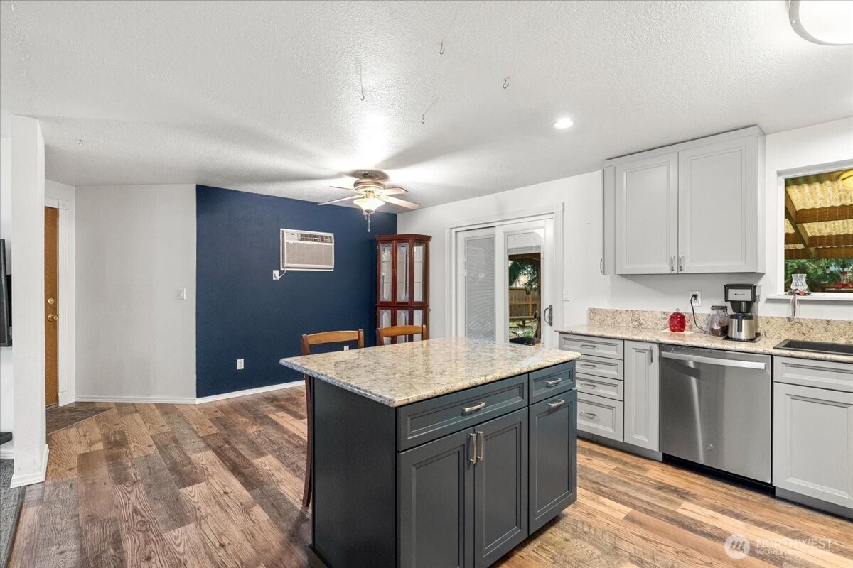 12025 220th Avenue Ct E, Bonney Lake, WA 98391