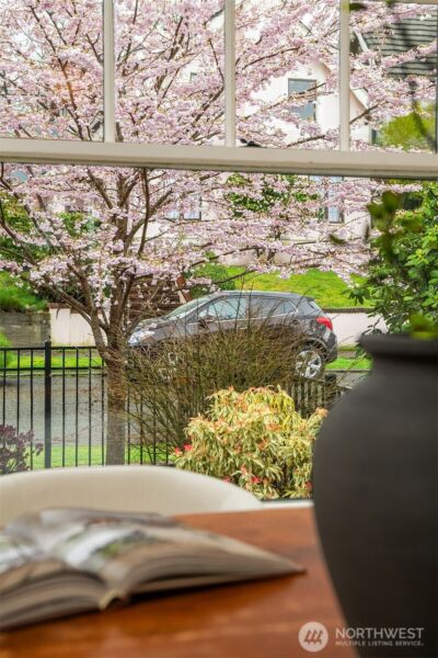 5260 18th Avenue NE, Seattle, WA 98105 - Photo 16