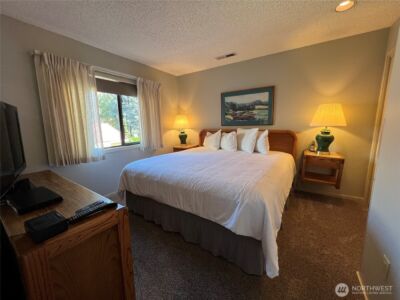 100 Lake Chelan Shores Drive #15-8F, Chelan, WA 98816 - Photo 2