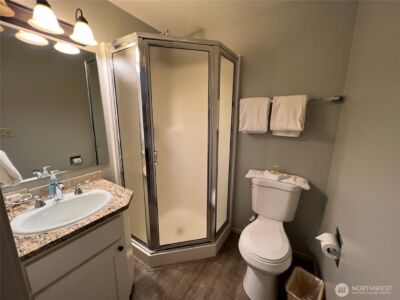 100 Lake Chelan Shores Drive #15-8F, Chelan, WA 98816 - Photo 9