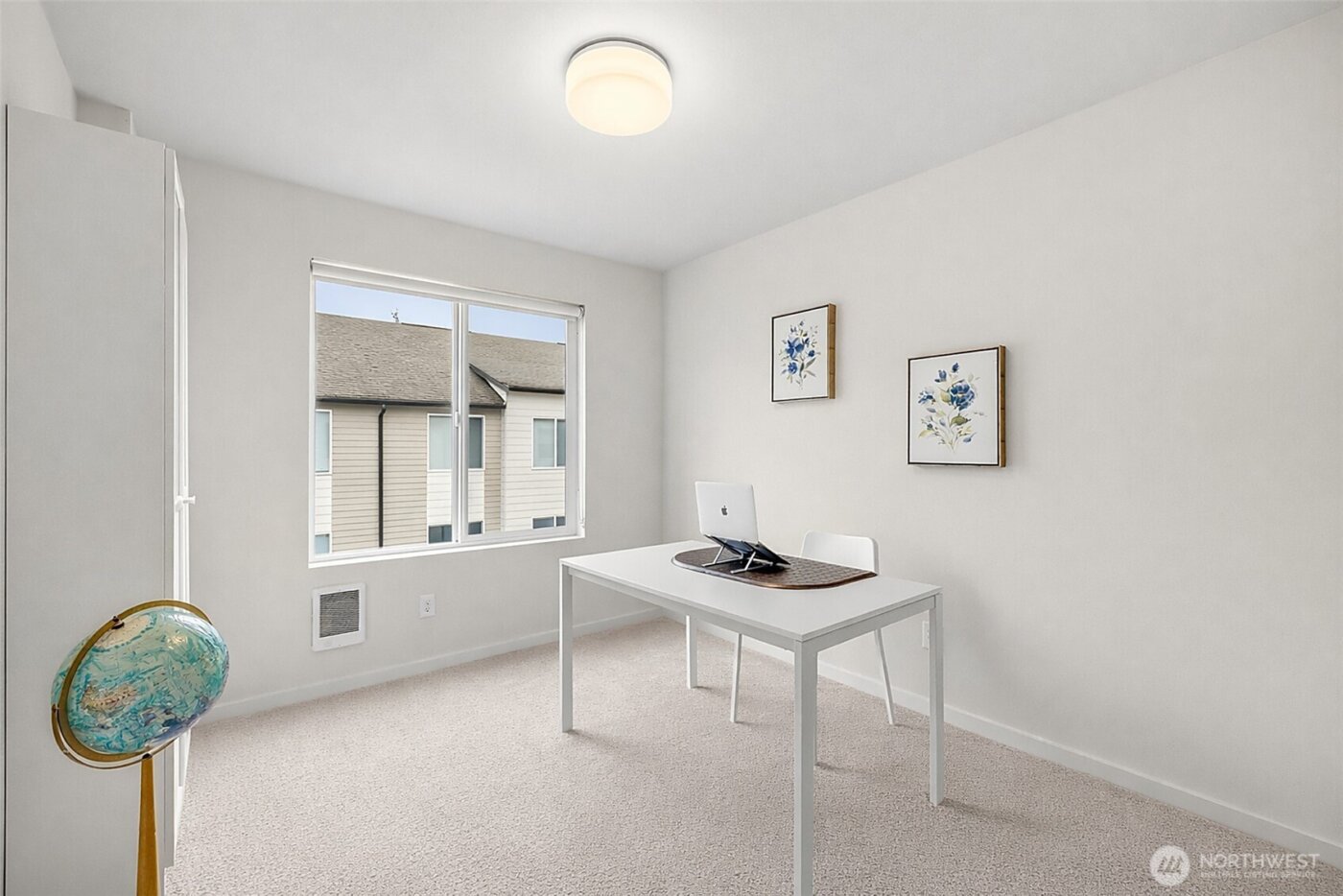 13706 Manor Way #C3, Lynnwood, WA 98087