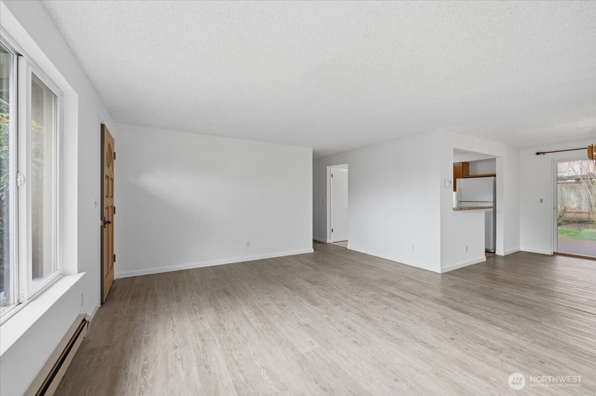 1329 N 183rd Street , Shoreline, WA 98133