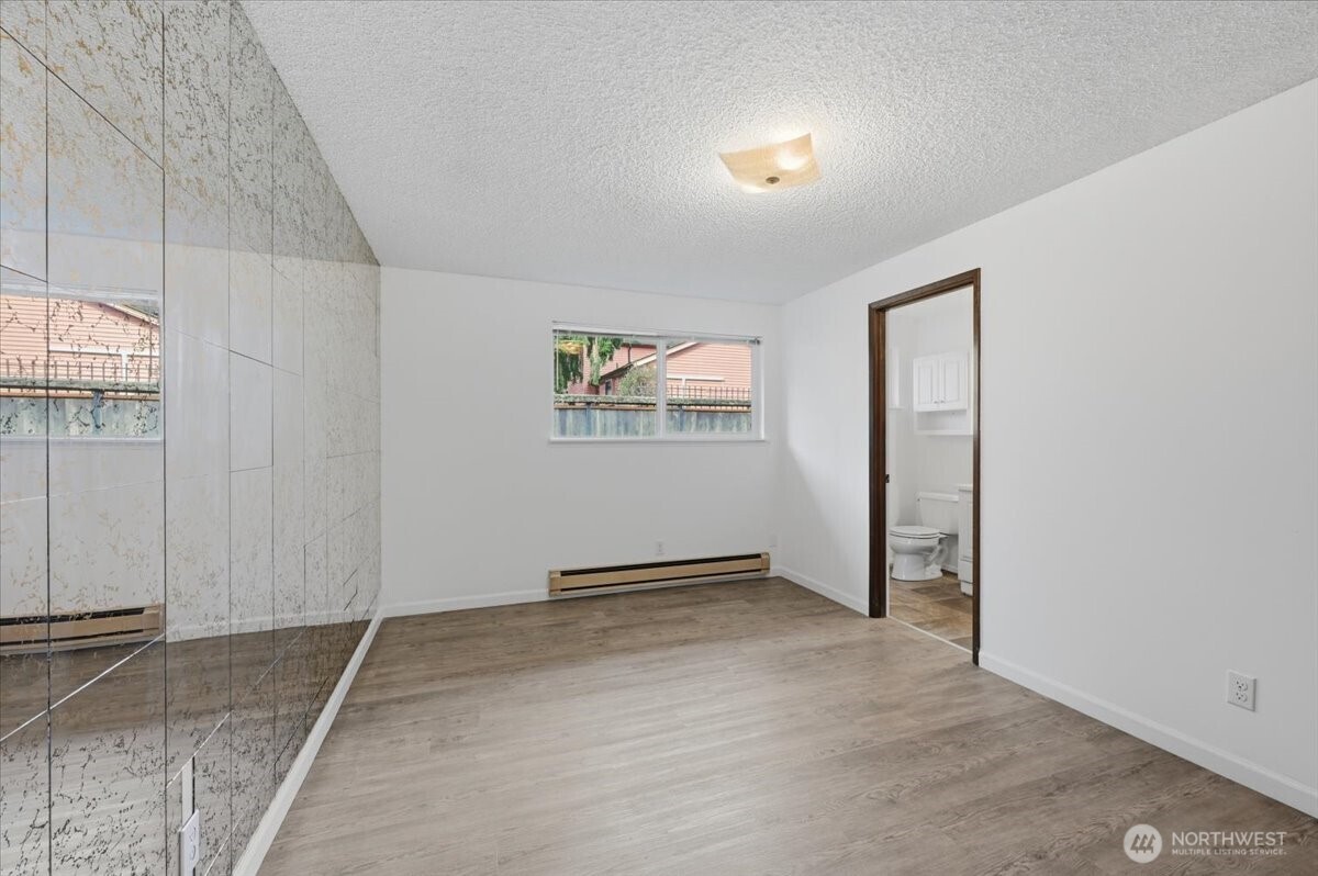 1329 N 183rd Street , Shoreline, WA 98133