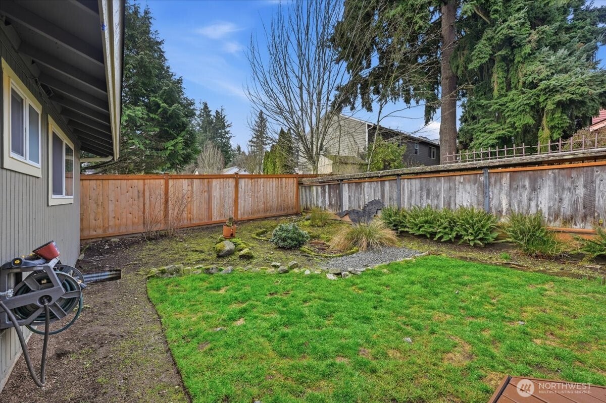 1329 N 183rd Street , Shoreline, WA 98133