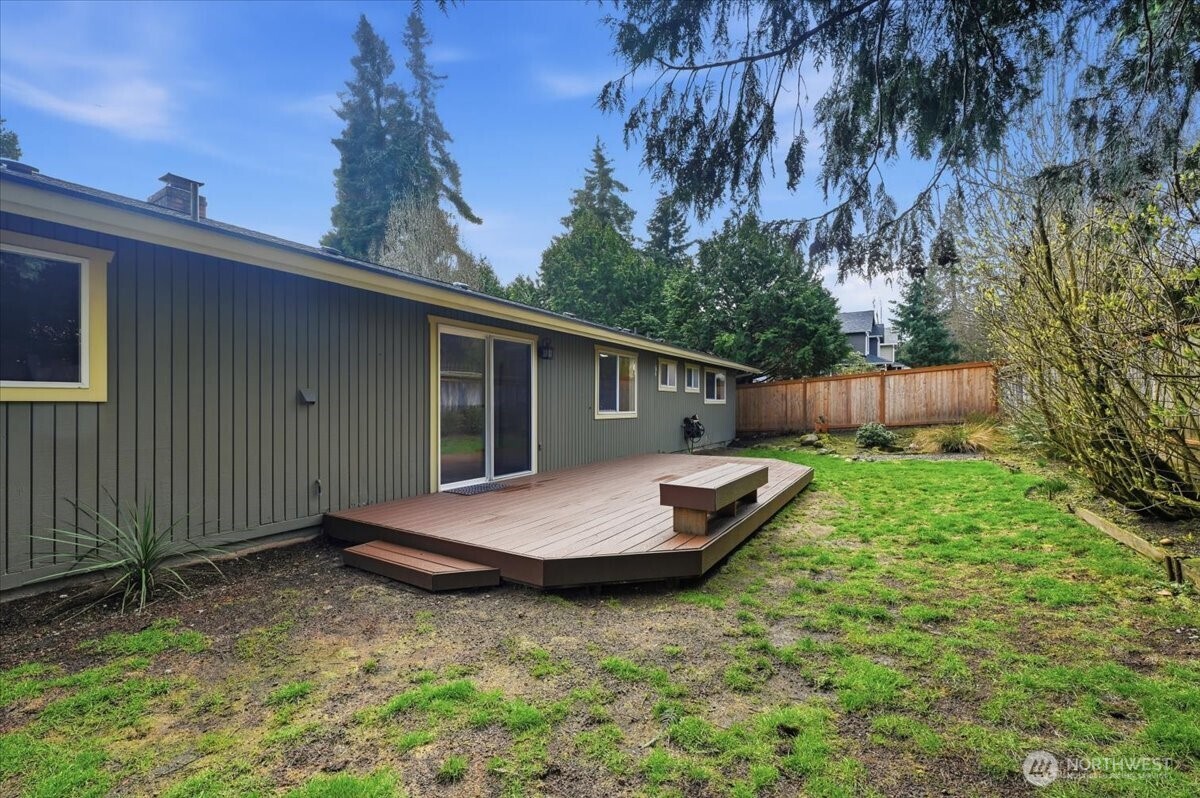 1329 N 183rd Street , Shoreline, WA 98133