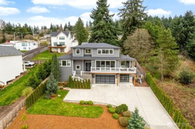 1225 34th St , Bellingham, WA 98229