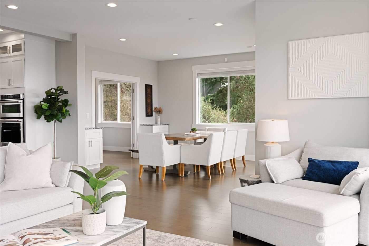 1225 34th St , Bellingham, WA 98229