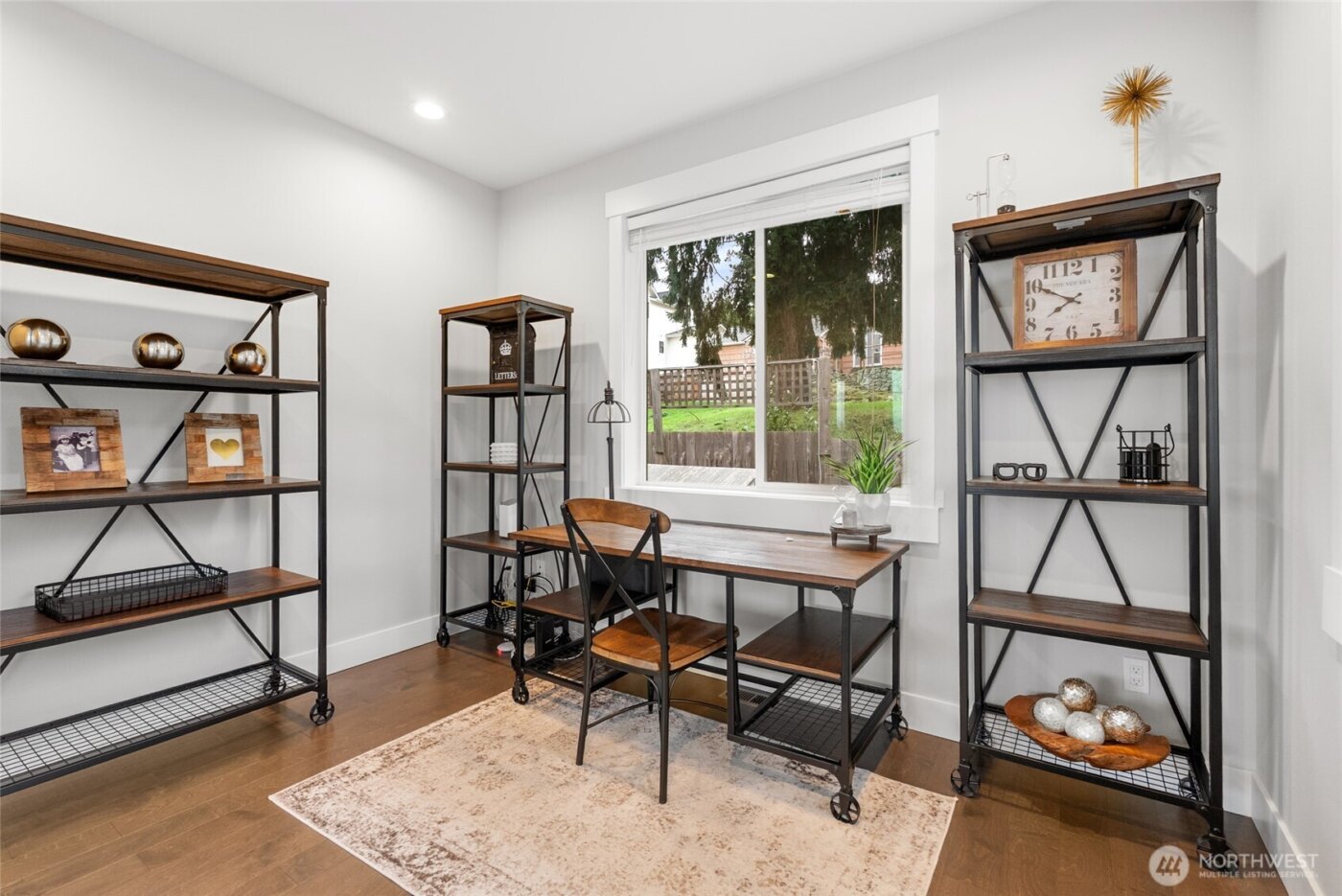 1225 34th St , Bellingham, WA 98229