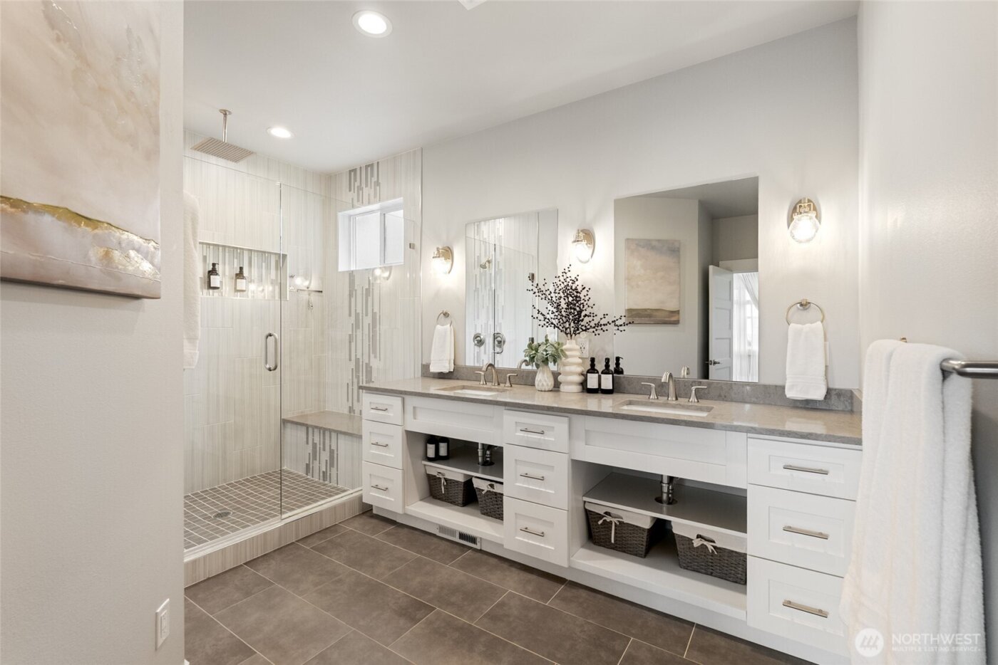 1225 34th St , Bellingham, WA 98229