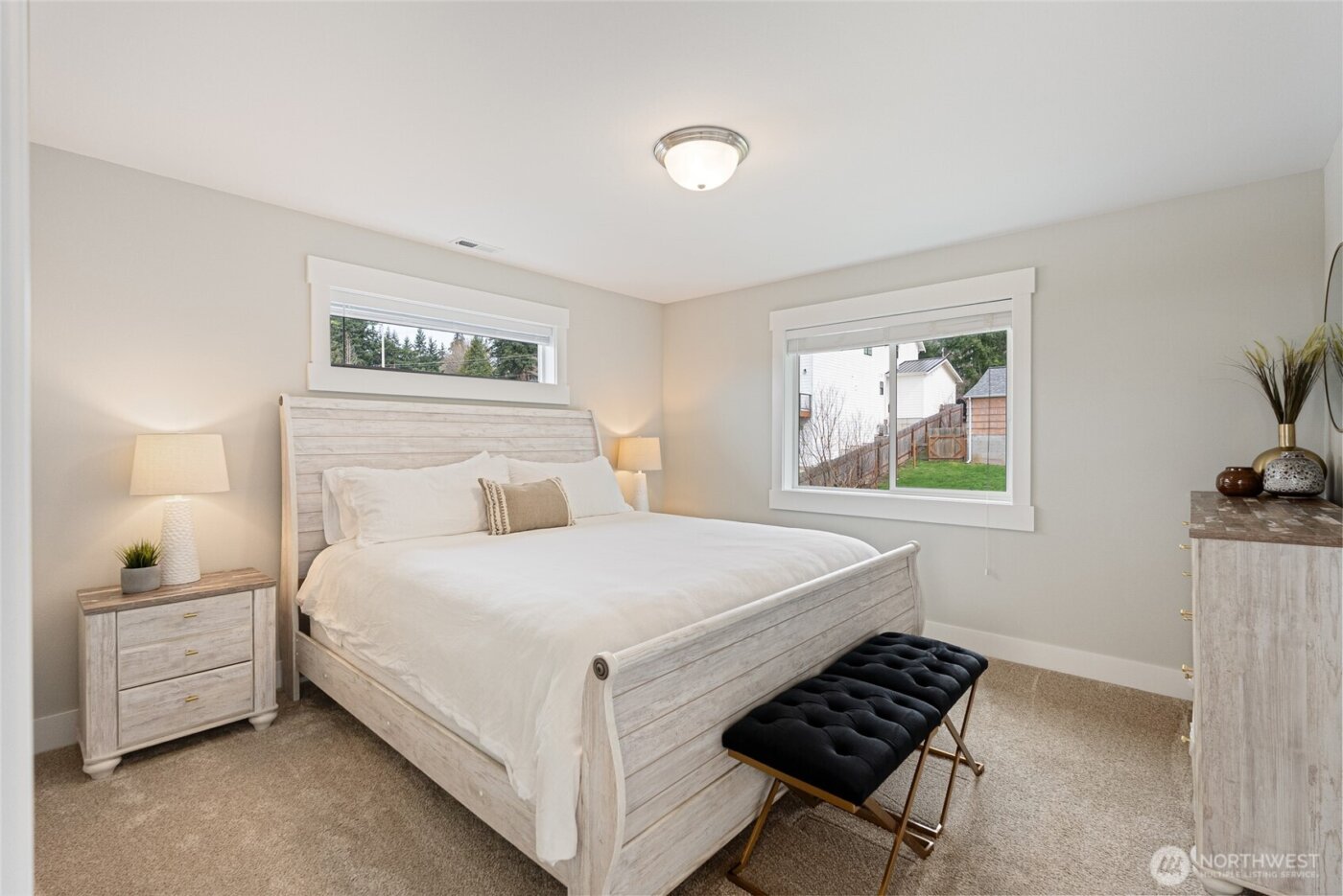 1225 34th St , Bellingham, WA 98229