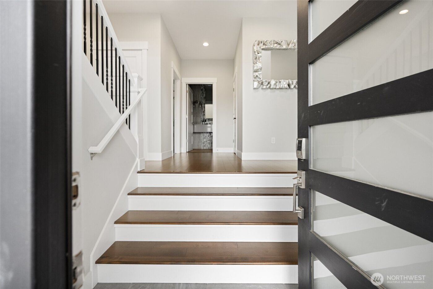 1225 34th St , Bellingham, WA 98229