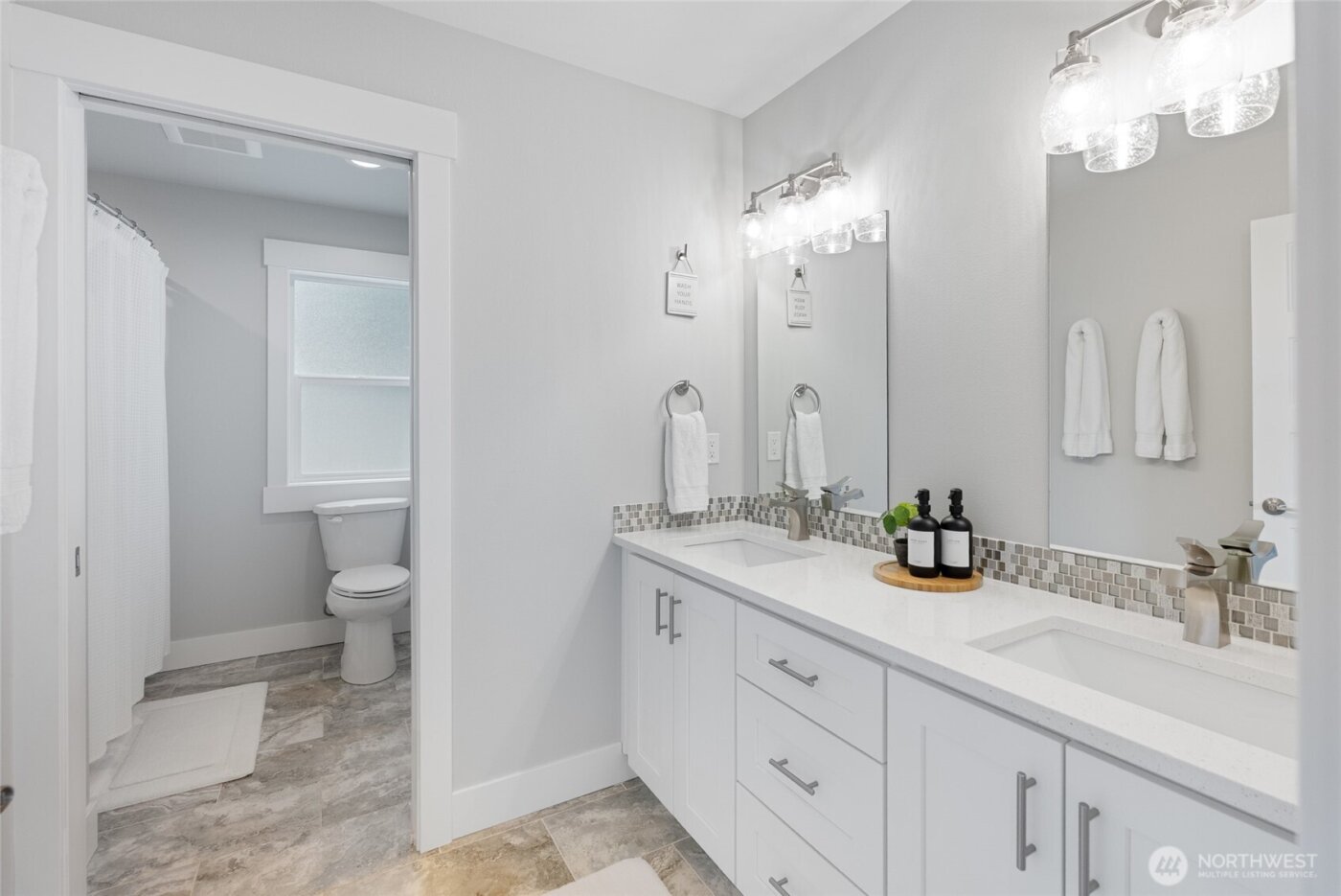 1225 34th St , Bellingham, WA 98229