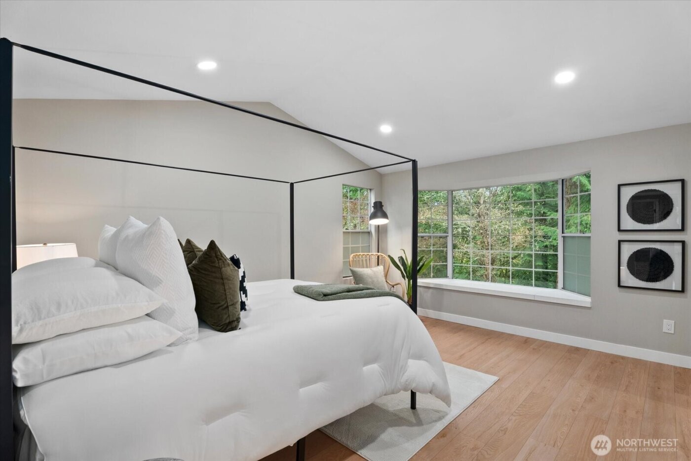 13514 NE 89th Court , Redmond, WA 98052