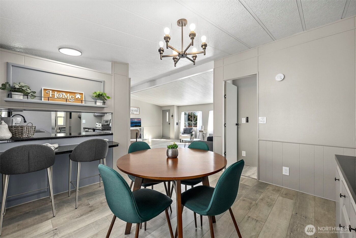 124 W Blakley Drive , Elma, WA 98541