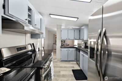 124 W Blakley Drive , Elma, WA 98541 - Photo 13