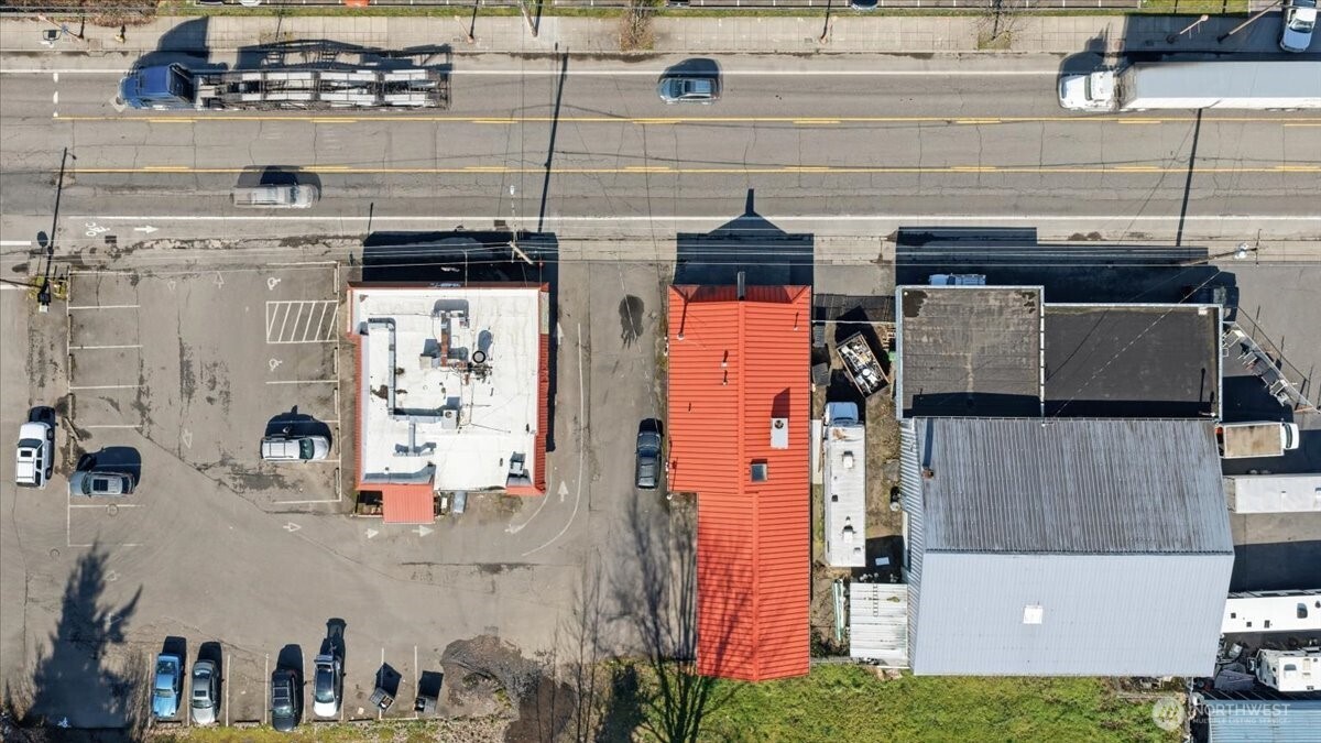 222 W B Street , Rainier, OR 97048