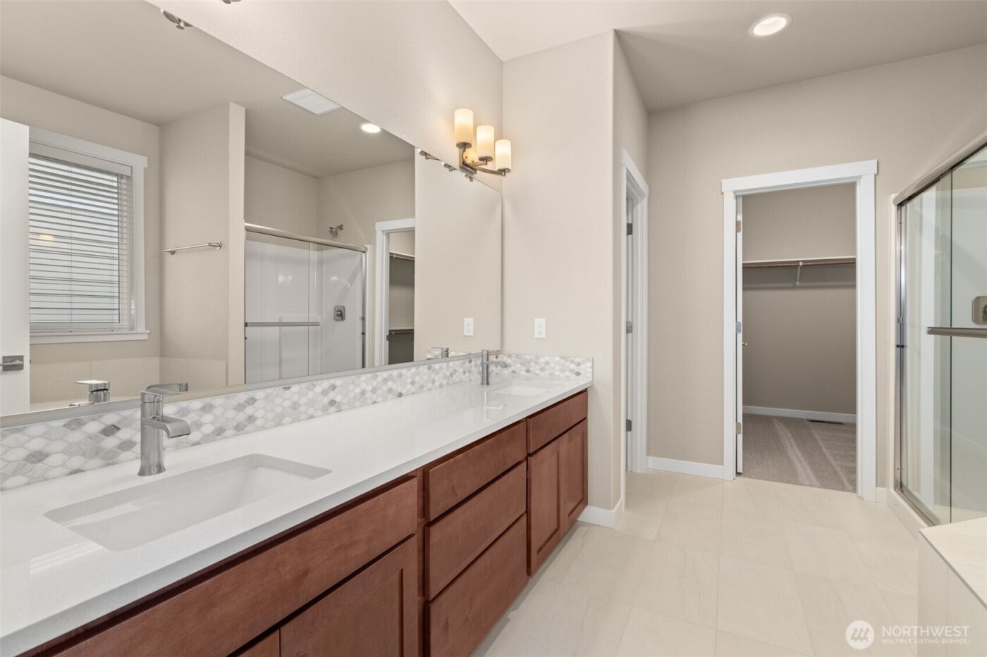 9621 7th Avenue SE, Lacey, WA 98513