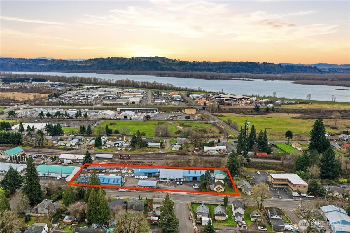 2820 E Street , Washougal, WA 98671