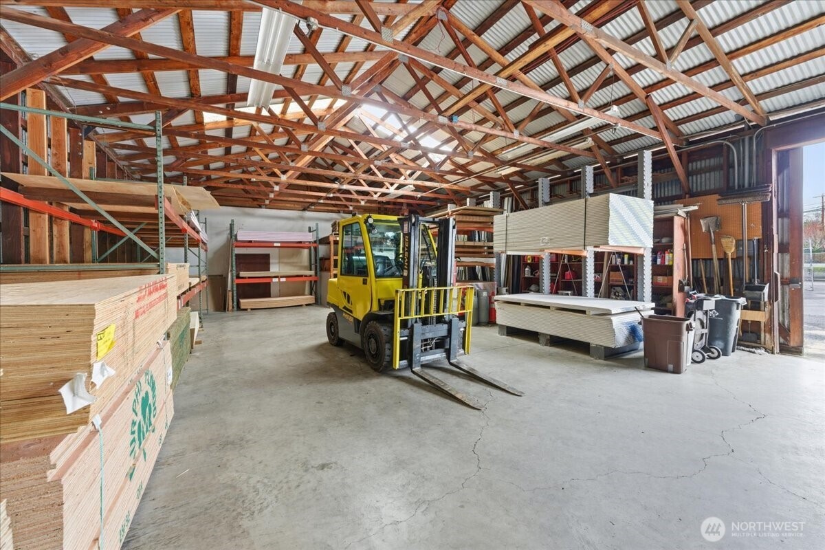 2820 E Street , Washougal, WA 98671