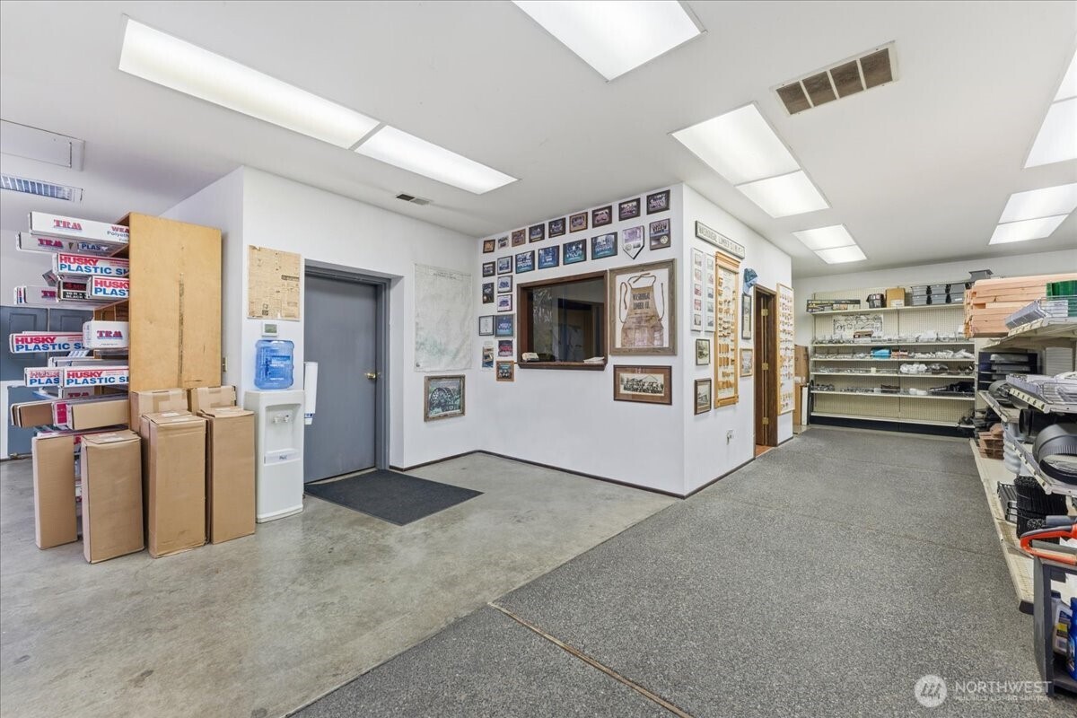 2820 E Street , Washougal, WA 98671