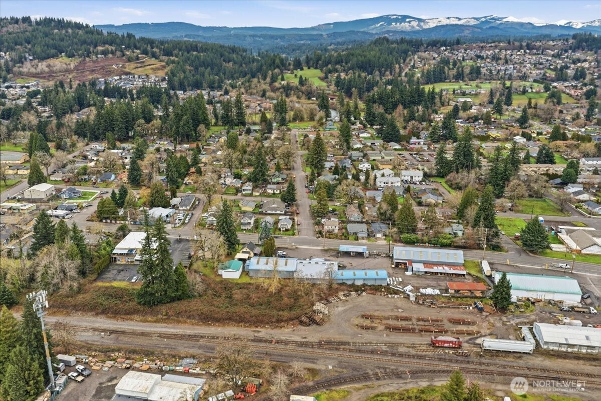 2820 E Street , Washougal, WA 98671