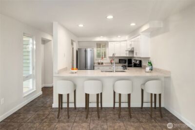12014 98th Avenue NE #101, Kirkland, WA 98034 - Photo 11