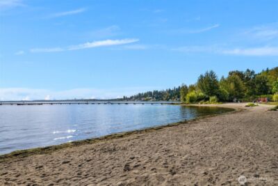 12014 98th Avenue NE #101, Kirkland, WA 98034 - Photo 2