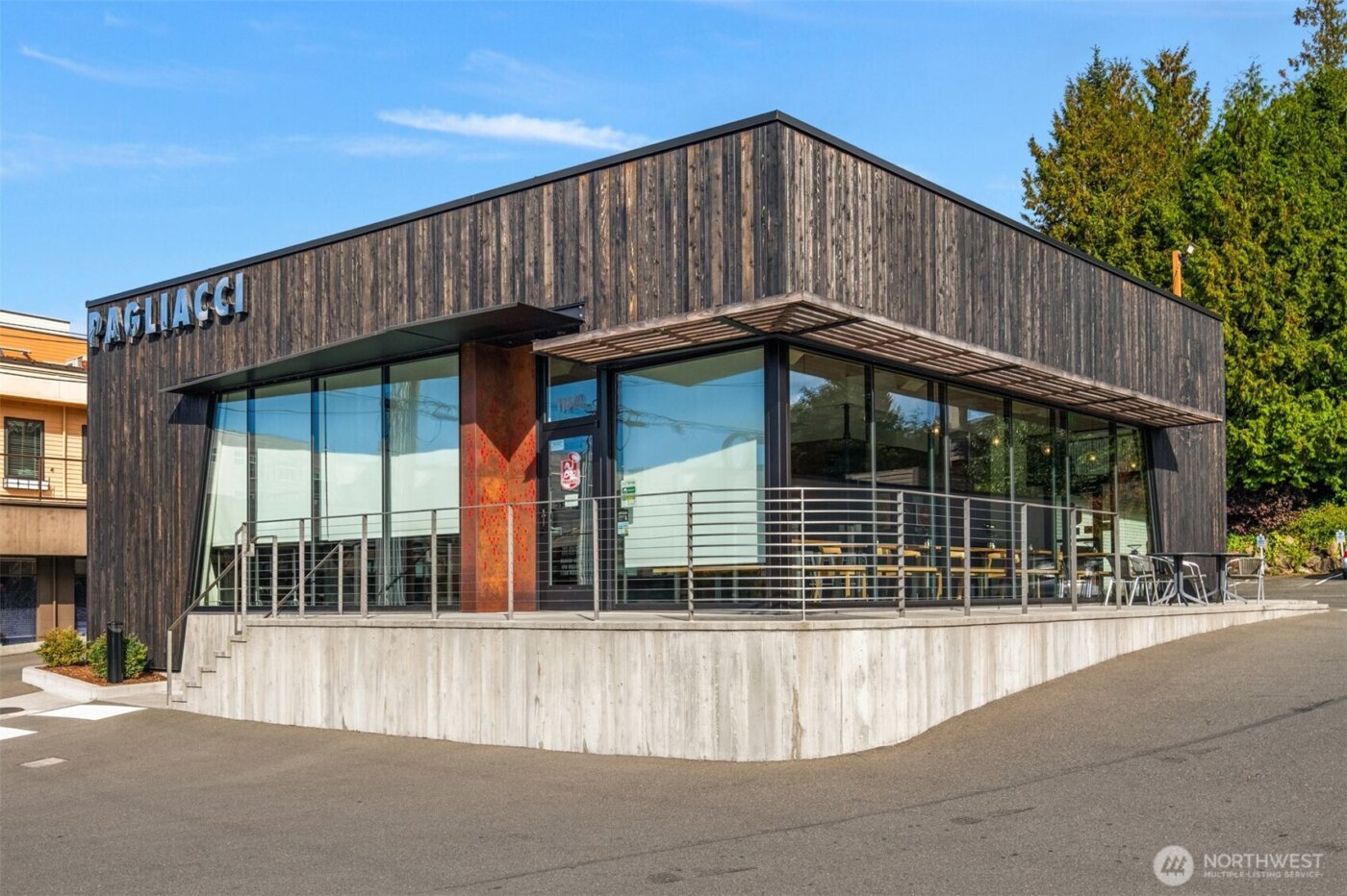 12014 98th Avenue NE #101, Kirkland, WA 98034