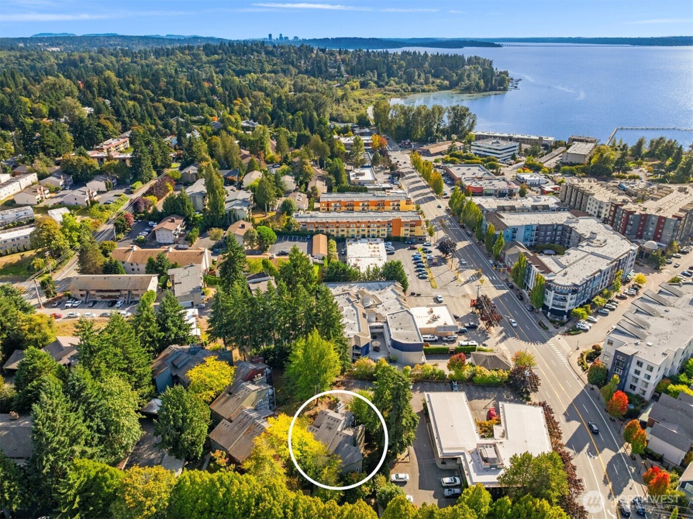 12014 98th Avenue NE #101, Kirkland, WA 98034