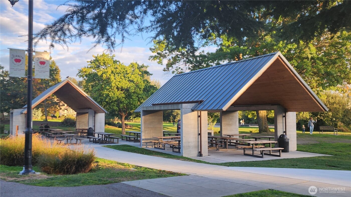 12014 98th Avenue NE #101, Kirkland, WA 98034