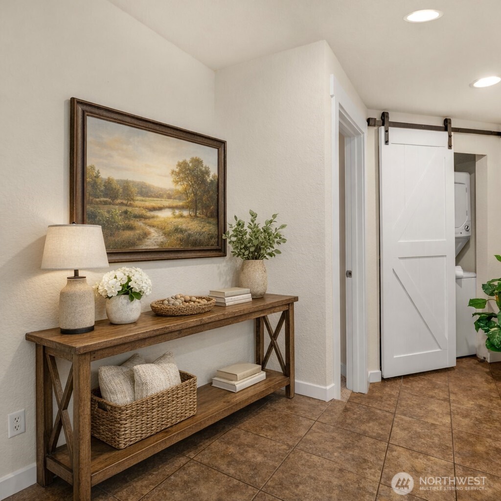 12014 98th Avenue NE #101, Kirkland, WA 98034