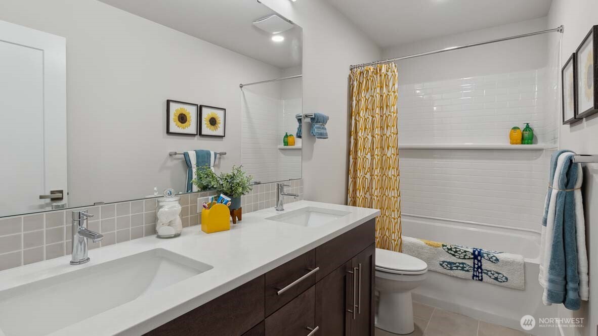 3823 194th Lane SE, Bothell, WA 98012