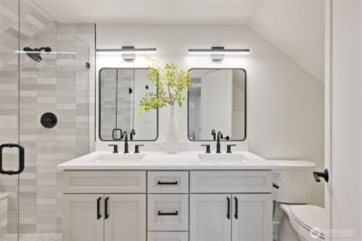 8711 28th Avenue NW, Seattle, WA 98117 - Photo 18