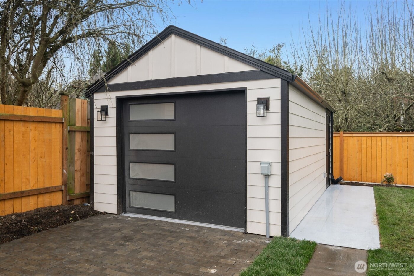 8711 28th Avenue NW, Seattle, WA 98117