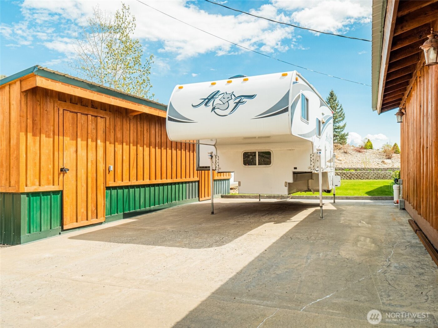 22525 Highway 20 , Okanogan, WA 98840