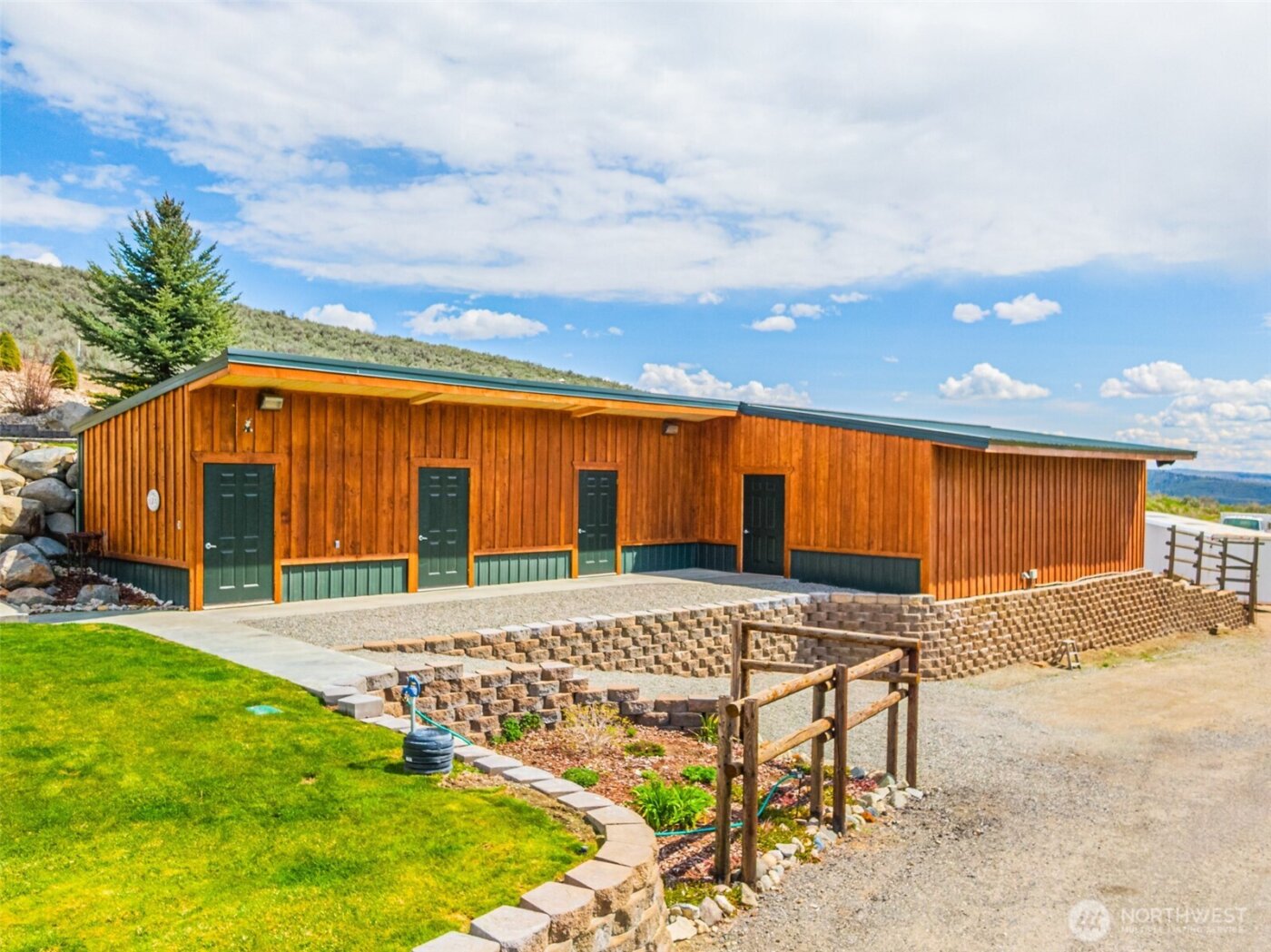 22525 Highway 20 , Okanogan, WA 98840