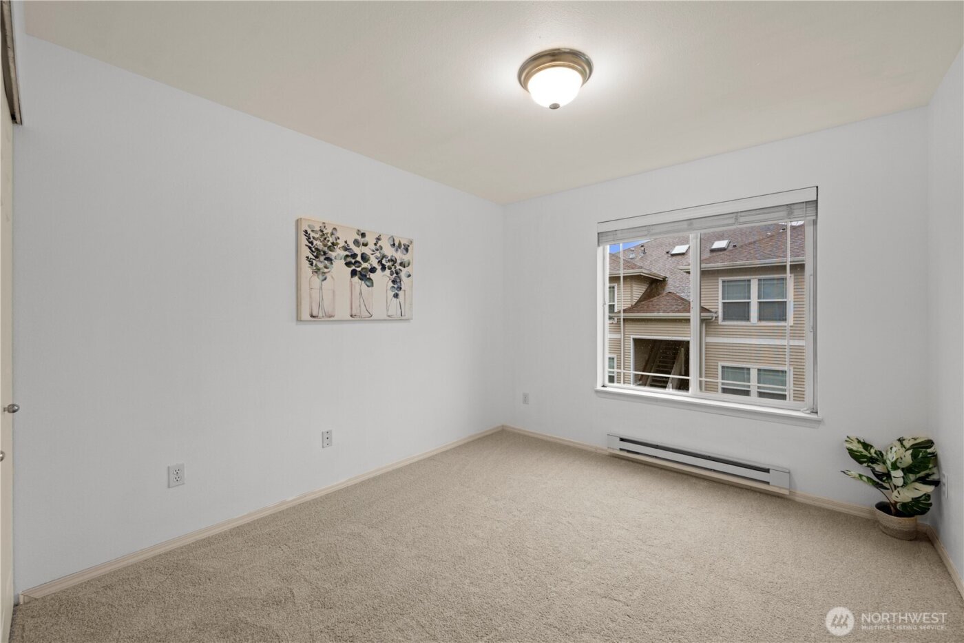 10025 9th Avenue W #D201, Everett, WA 98204
