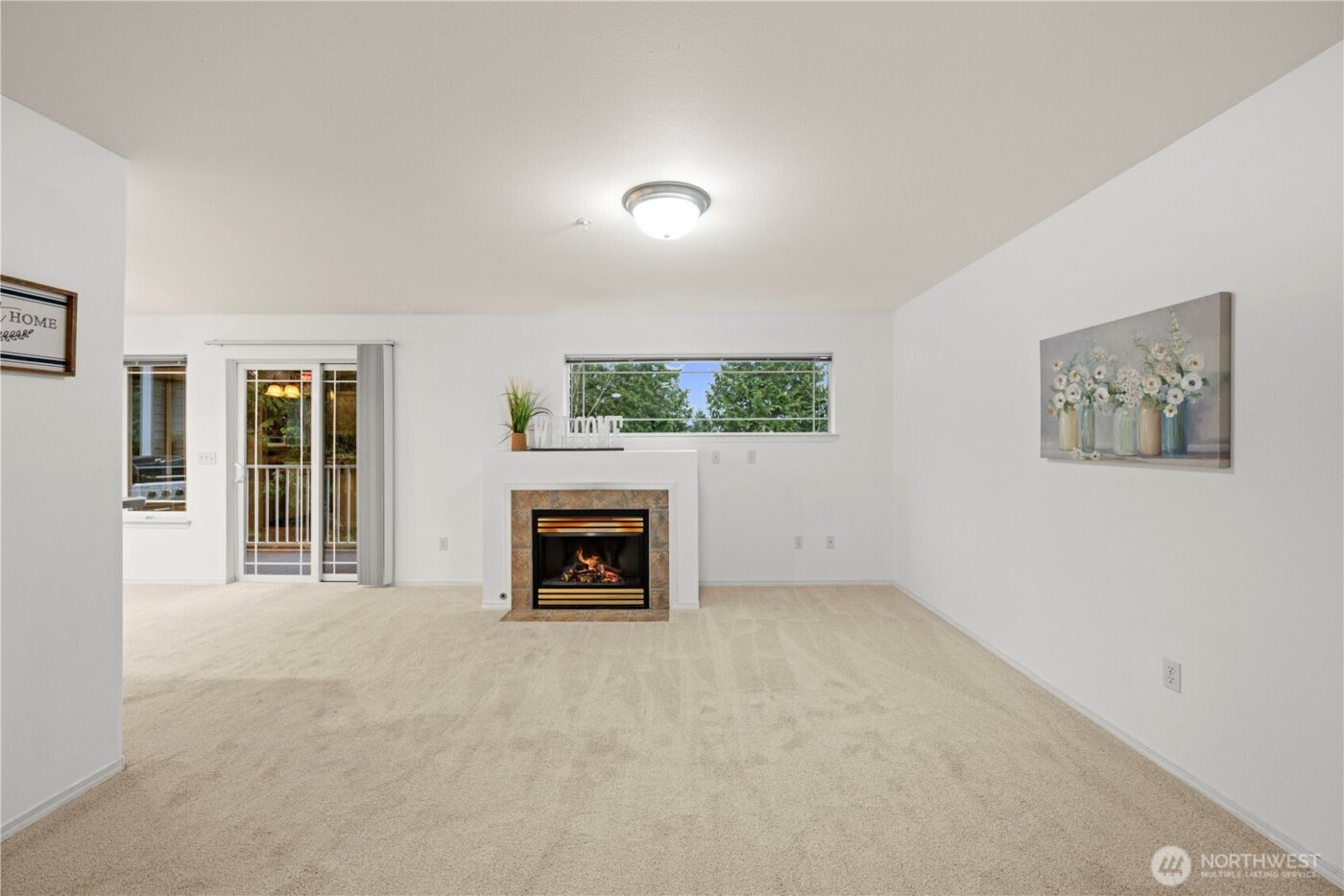 10025 9th Avenue W #D201, Everett, WA 98204