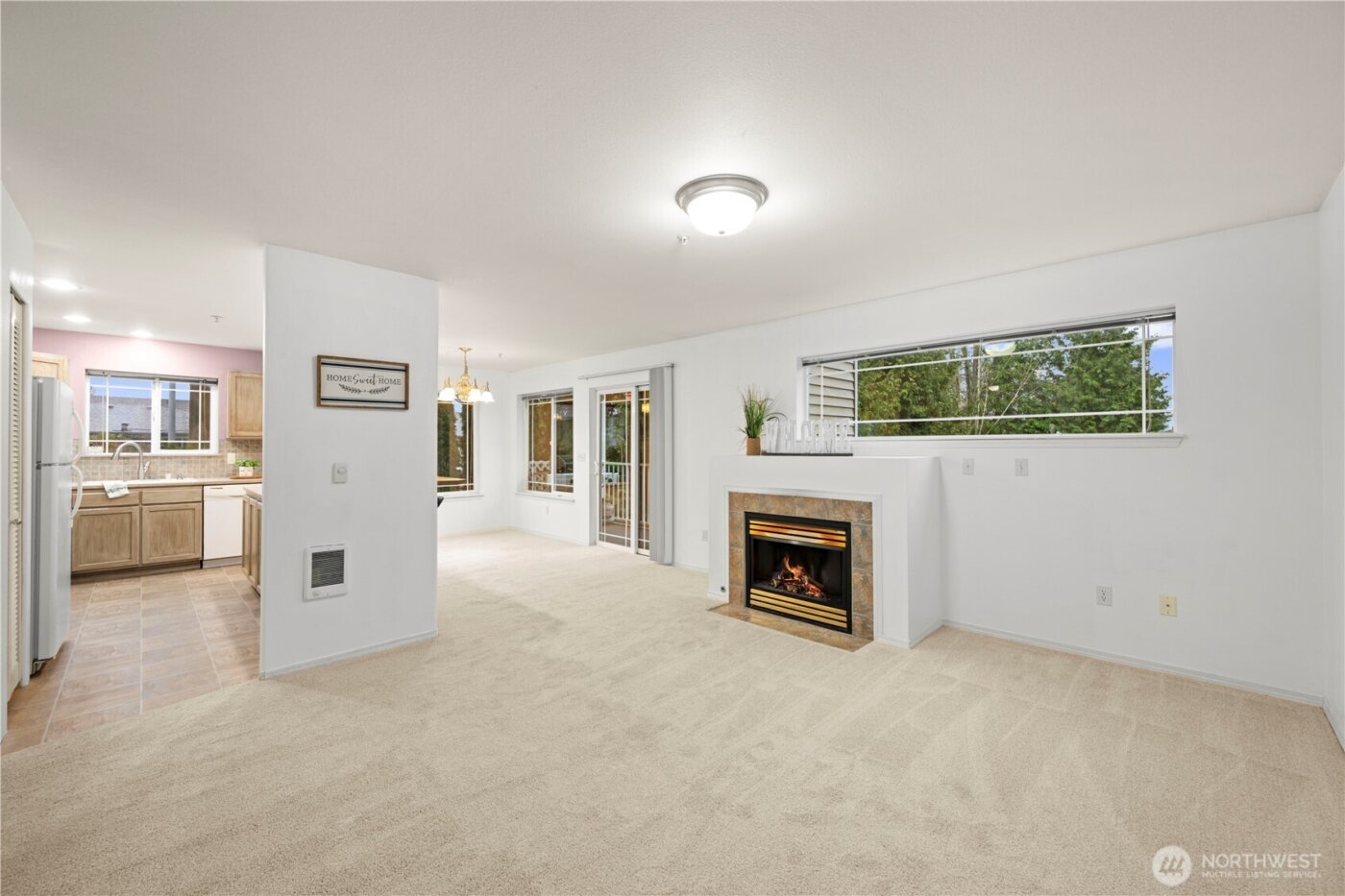 10025 9th Avenue W #D201, Everett, WA 98204