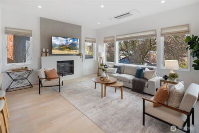 7012 Ravenna Avenue NE, Seattle, WA 98115 - Photo 2