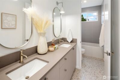 7012 Ravenna Avenue NE, Seattle, WA 98115 - Photo 28