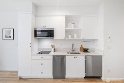 7012 Ravenna Avenue NE, Seattle, WA 98115 - Photo 31