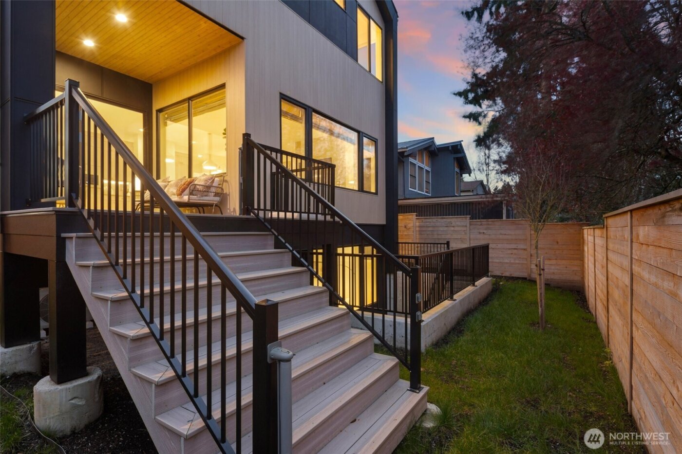 7012 Ravenna Avenue NE, Seattle, WA 98115