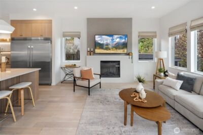 7012 Ravenna Avenue NE, Seattle, WA 98115 - Photo 4