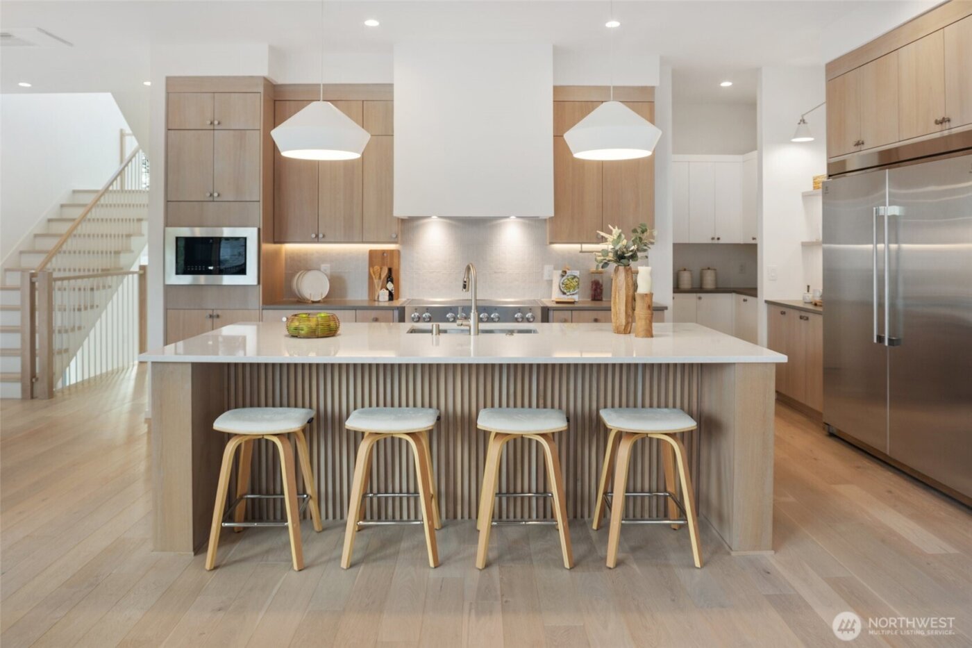 7012 Ravenna Avenue NE, Seattle, WA 98115